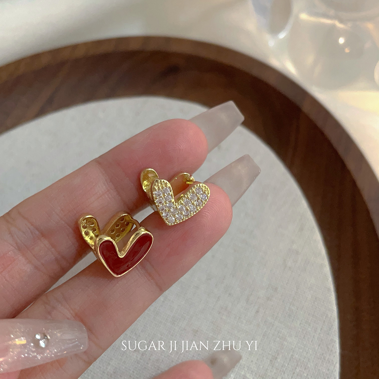 新年红色爱心耳钉女小众设计2025新款轻奢小巧精致双面耳环耳饰