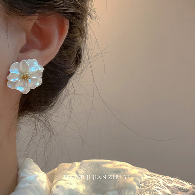 SUGAR 秋冬复古红色滴釉山茶花耳钉轻奢高级感气质小香风耳环女