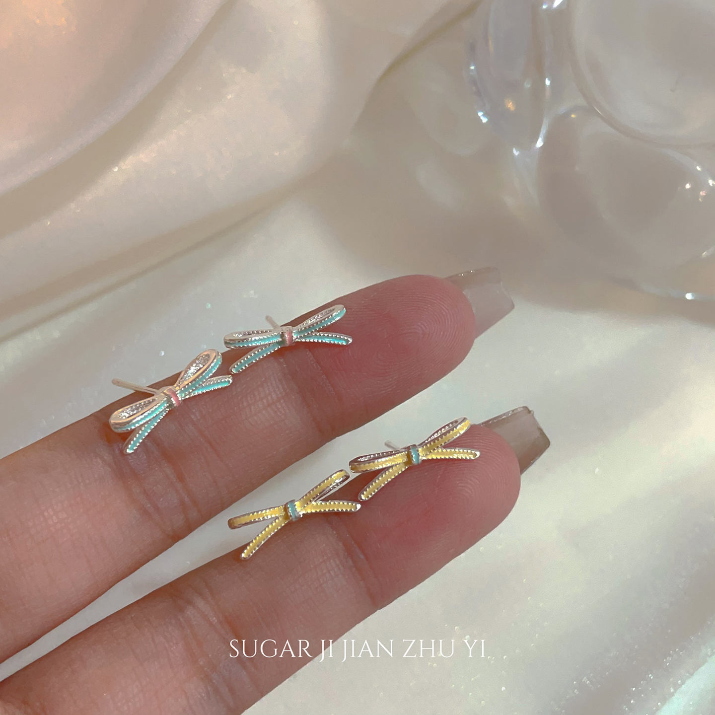 SUGAR蓝色滴釉蝴蝶结耳钉