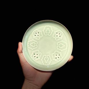 80年代老瓷器龙泉窑文盘 豆青色玲珑花卉果子碟 工夫茶道壶承杯盘