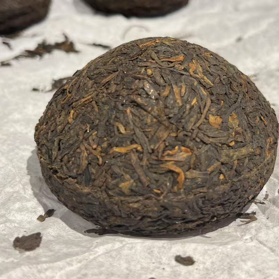 2005年广西六堡茶 传统工艺三道蒸青紧压精品沱茶 夏天祛湿茶气足