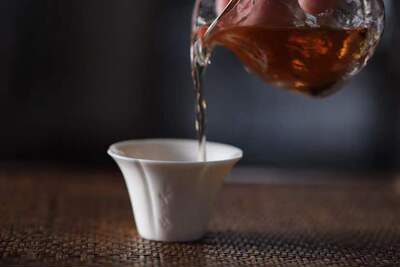 80年代柴烧德化白瓷玉兰杯