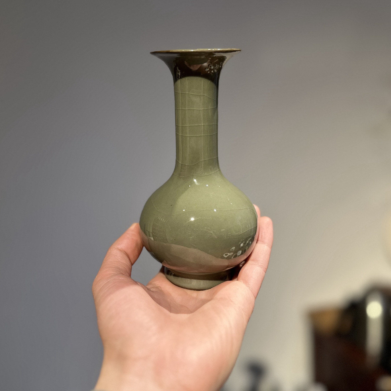 80年代国营老厂龙泉窑青瓷花瓶 茶空间经典开片 梅子青茶席棒槌瓶