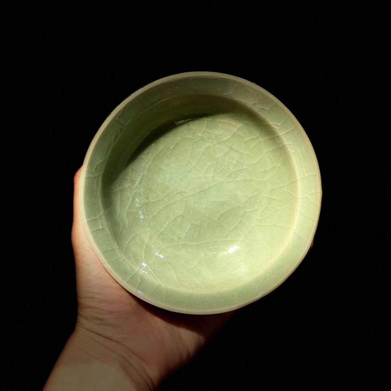 80年代仿宋龙泉青瓷 折口圆形文洗小碟青色全开片 工夫茶道小壶承