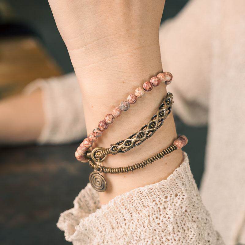 原创个性复古哑光花红石珠子手串 小众设计百搭做旧多层手链女款