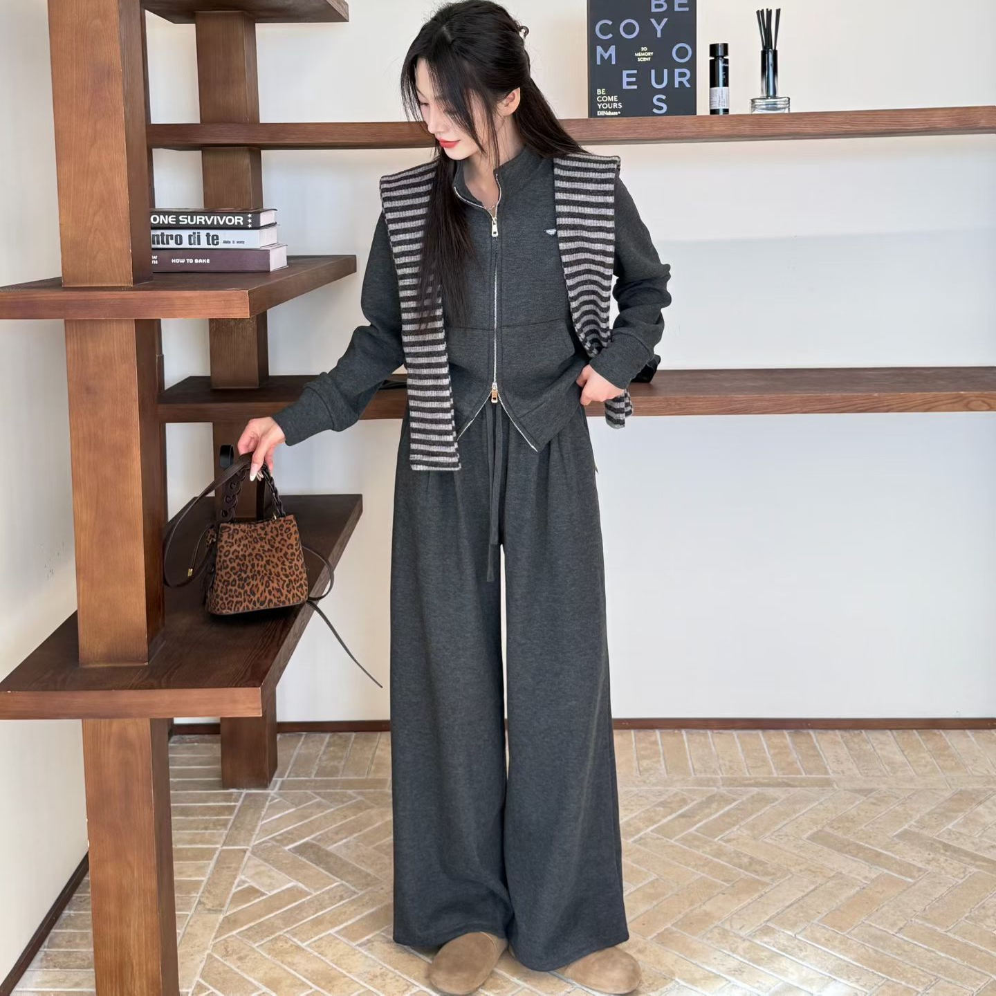 韩版时尚套装冬季新款加绒三件套