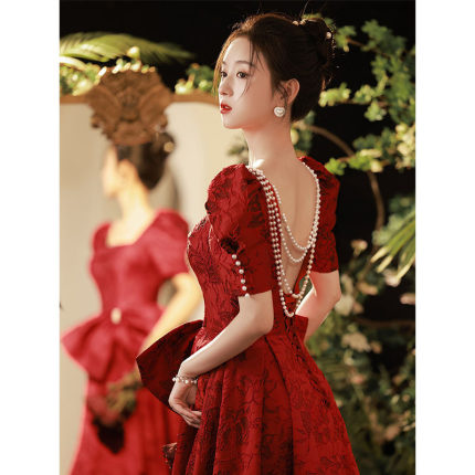 新娘敬酒服2025夏季新款高端轻奢小众小个子中长款中式订婚连衣裙