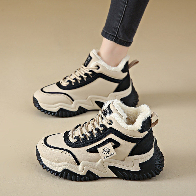 踩屎感加绒老爹鞋女2025新款冬季真皮保暖高帮运动棉鞋雪地靴34码