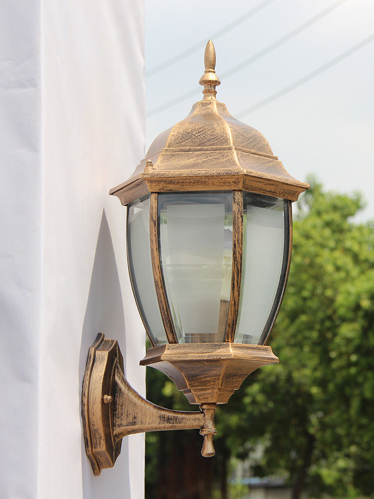 야외 벽 램프 방수 정원 램프 유럽 스타일의 야외 빌라 외부 벽 램프 발코니 통로 복도 미국 복고풍 벽 램프