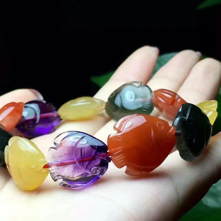 天然绿幽灵雕刻男女款水晶手链