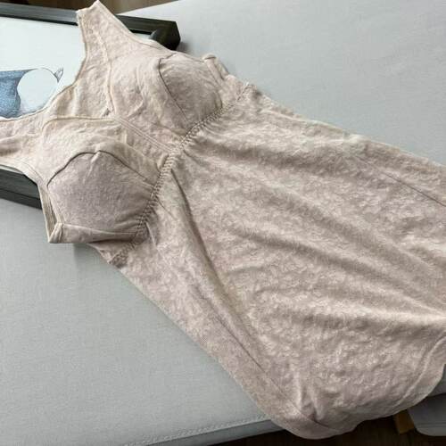 日单女士内搭提花蕾丝背心