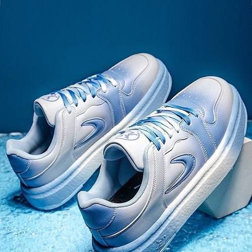 逸丞新款爆米花高弹力专业踢毽子鞋！轻便透气舒适耐磨！低帮板鞋