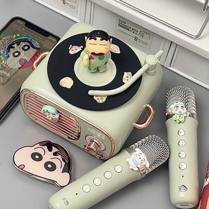 蜡笔小新系列生日礼物蓝牙音响男生送女生闺蜜实用高级感音箱新年
