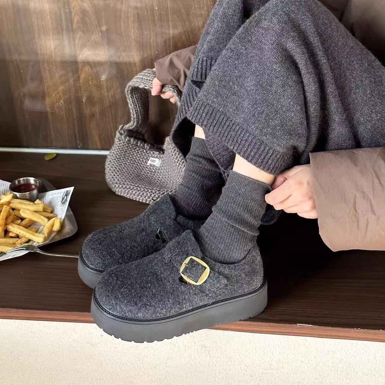 厚底增高勃肯鞋女加绒2025冬季新款一脚蹬棉鞋毛呢小个子松糕鞋潮