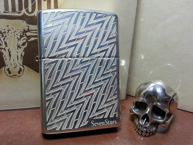 原装正版2004年全新蚀刻满天7纯银七星限量防风打火机 ZIPPO