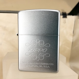 ZIPPO 2002年I全新磨砂银蚀刻斜标LOGO防风打火机 原装 正版