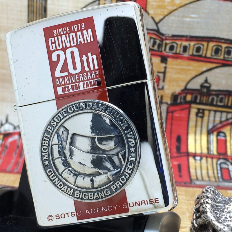 原装正版 1998年J全新限量镀银高达20周年之扎古打火机 ZIPPO