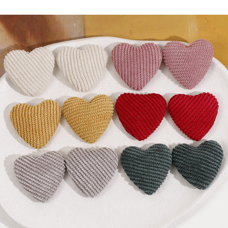 甜美百搭毛绒布艺爱心桃心金属纽扣贴片发夹发饰耳环DIY饰品配件