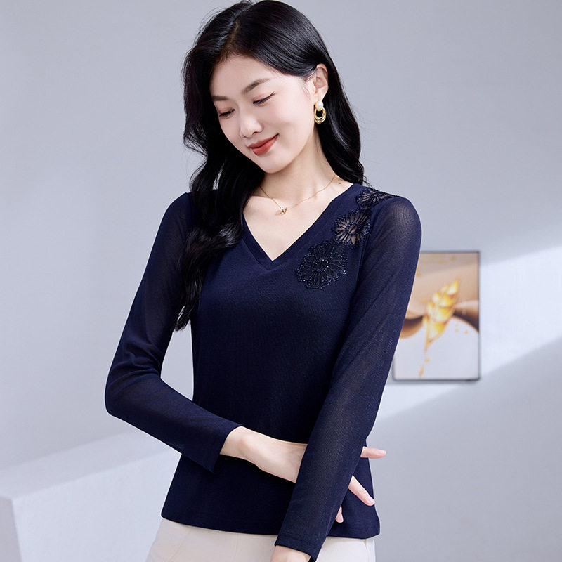 春秋新款V领网纱长袖打底衫女肩