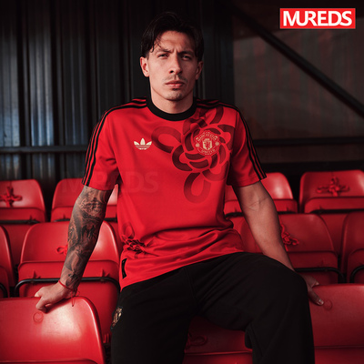 曼联官方正品阿迪达斯中国结系列新年款赛前热身短袖球衣JM5568