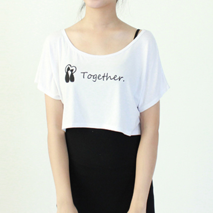 短袖修身圆领款百搭T恤