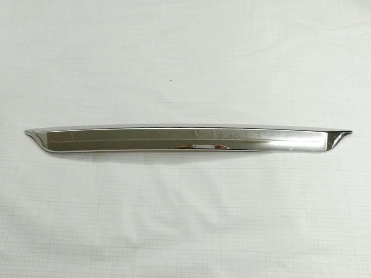 适用吉普自由光后杠饰条前杠饰条