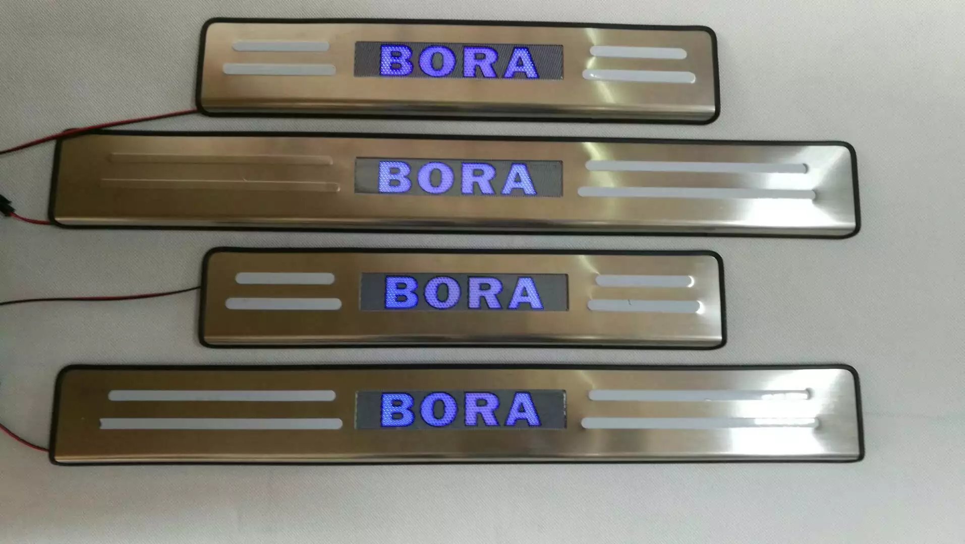 161718款宝来带灯门槛条不锈钢