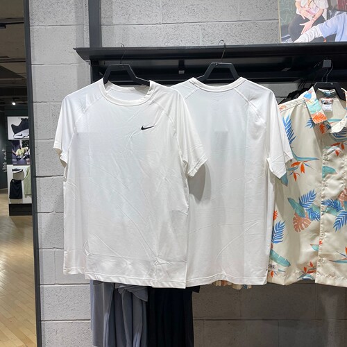 NIKE耐克男透气运动速干短袖T恤