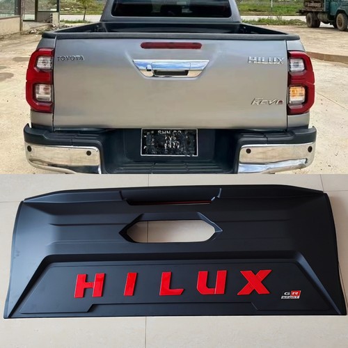 适用于15-25年海拉克斯HILUX REVO尾门GR标HILUX装饰板防刮护板