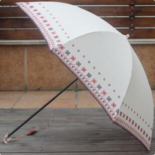 太阳城二折叠绣花白色日系文艺防紫外线太阳伞防晒遮阳晴雨伞洋伞