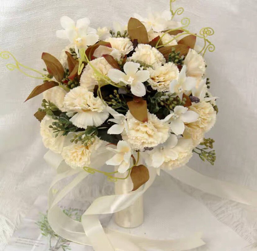 康乃馨手捧花 新娘领证拍照花束 结婚手拿花