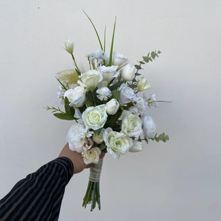 高级仿真花婚礼手捧花法式清新摄影新娘情侣领证郁金香喷泉草捧花