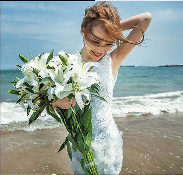 影楼海景摄影仿真花仿真百合新娘手捧花婚纱摄影道具外景拍照道具