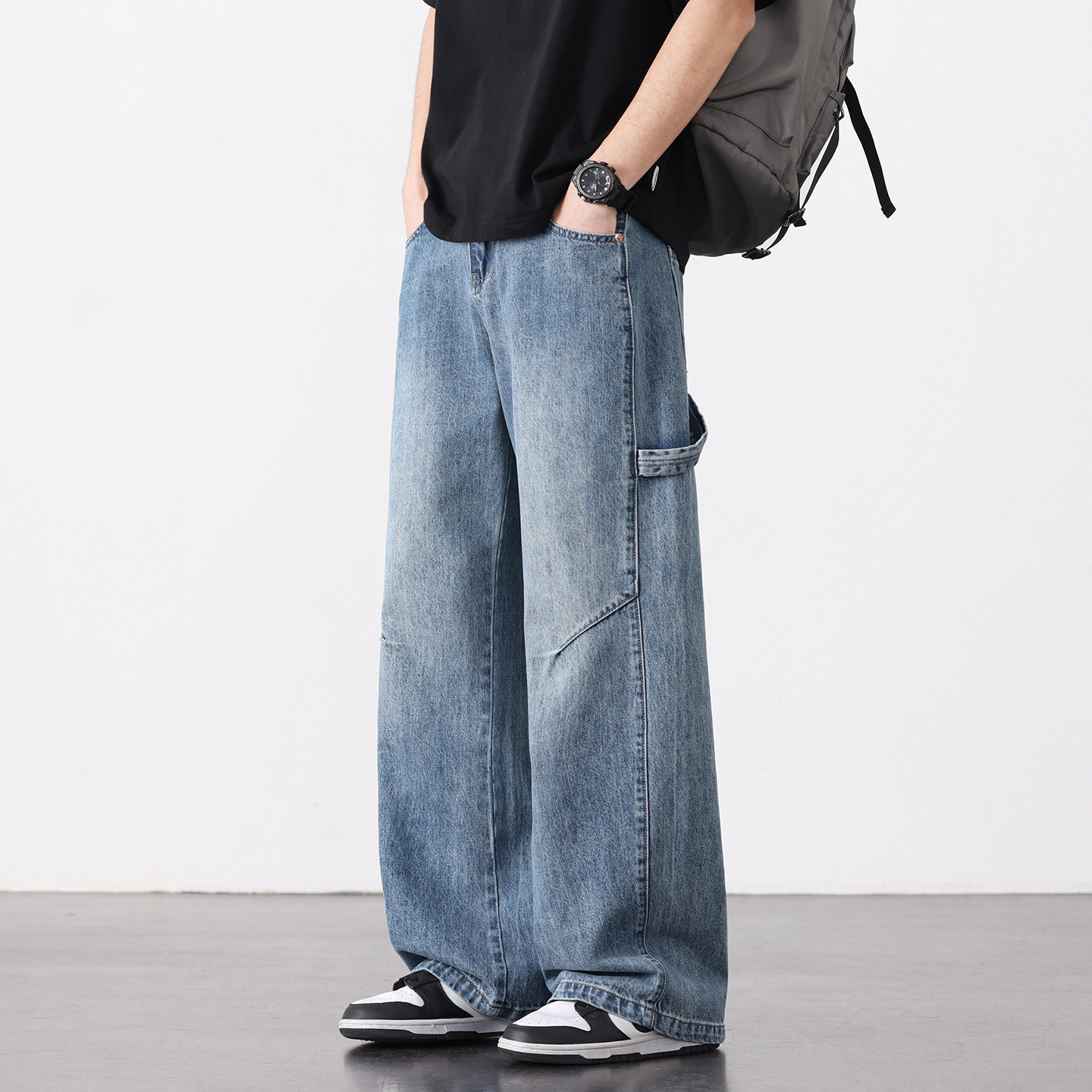 复古打褶水洗牛仔裤男直筒宽松解构弯刀