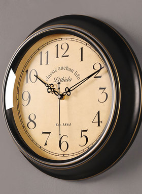 美式新款客厅挂钟挂墙轻奢复古中古风高级感挂表时钟钟表创意家用