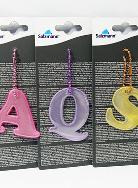 出口欧洲字母造型反光书包挂件男女高亮反光警示放学散步旅行箱