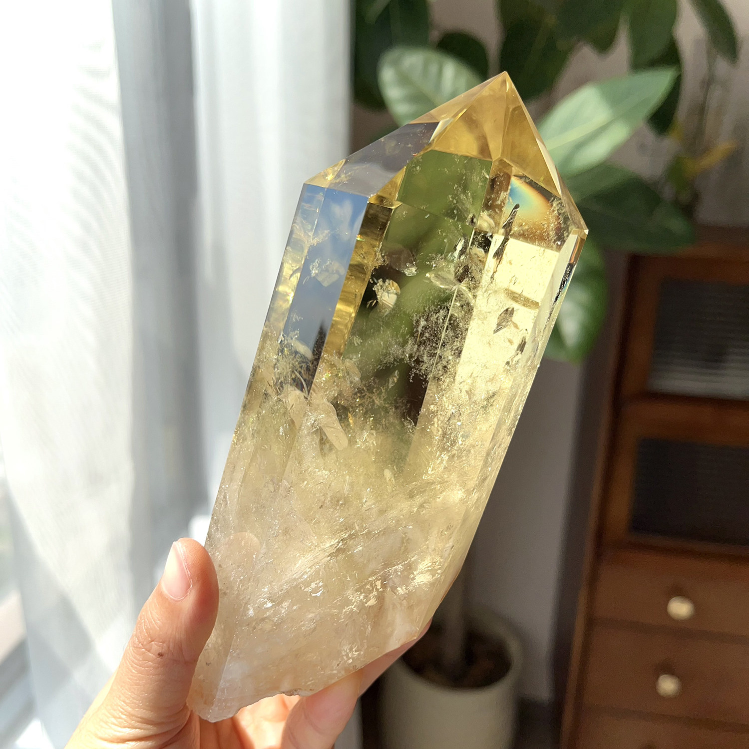 天然精品巴西黄水晶柱