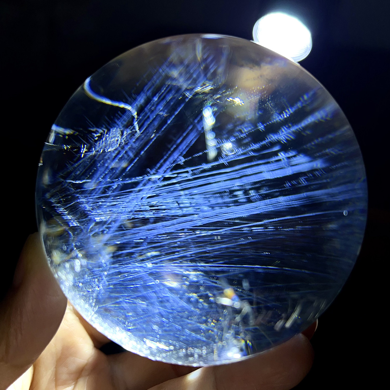 天然白水晶蓝针球摆件