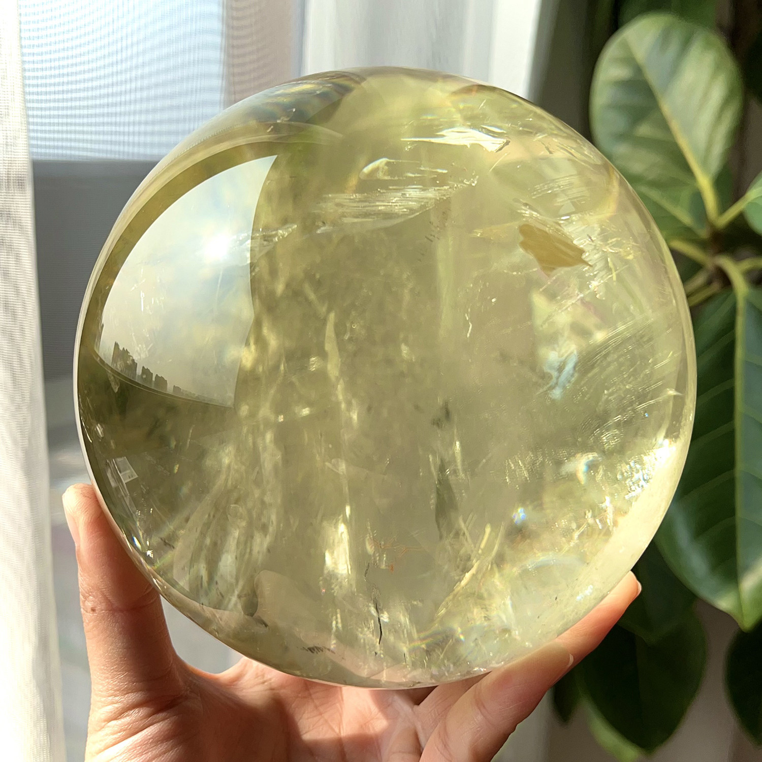 天然精品巴西黄水晶球摆件