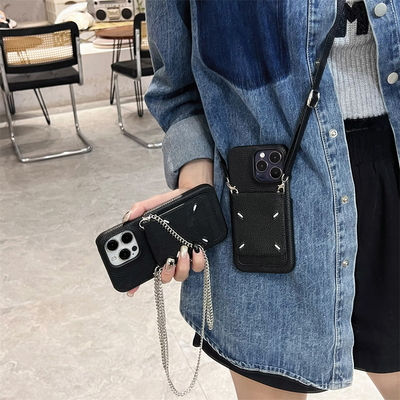 潮牌马吉拉奢华高级皮质苹果14手机壳小众简约斜挎一体插卡包适用iPhone16promax保护壳13女12可放卡15皮套11