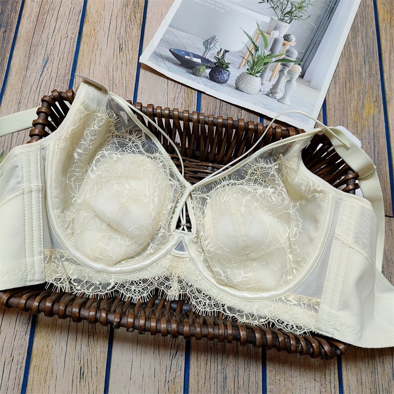 超薄蕾丝内衣聚拢收副乳软钢圈