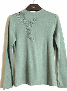 caser清仓秋凯撒女士馨思特小高领贴花保暖上衣秋衣打底衫BE56922