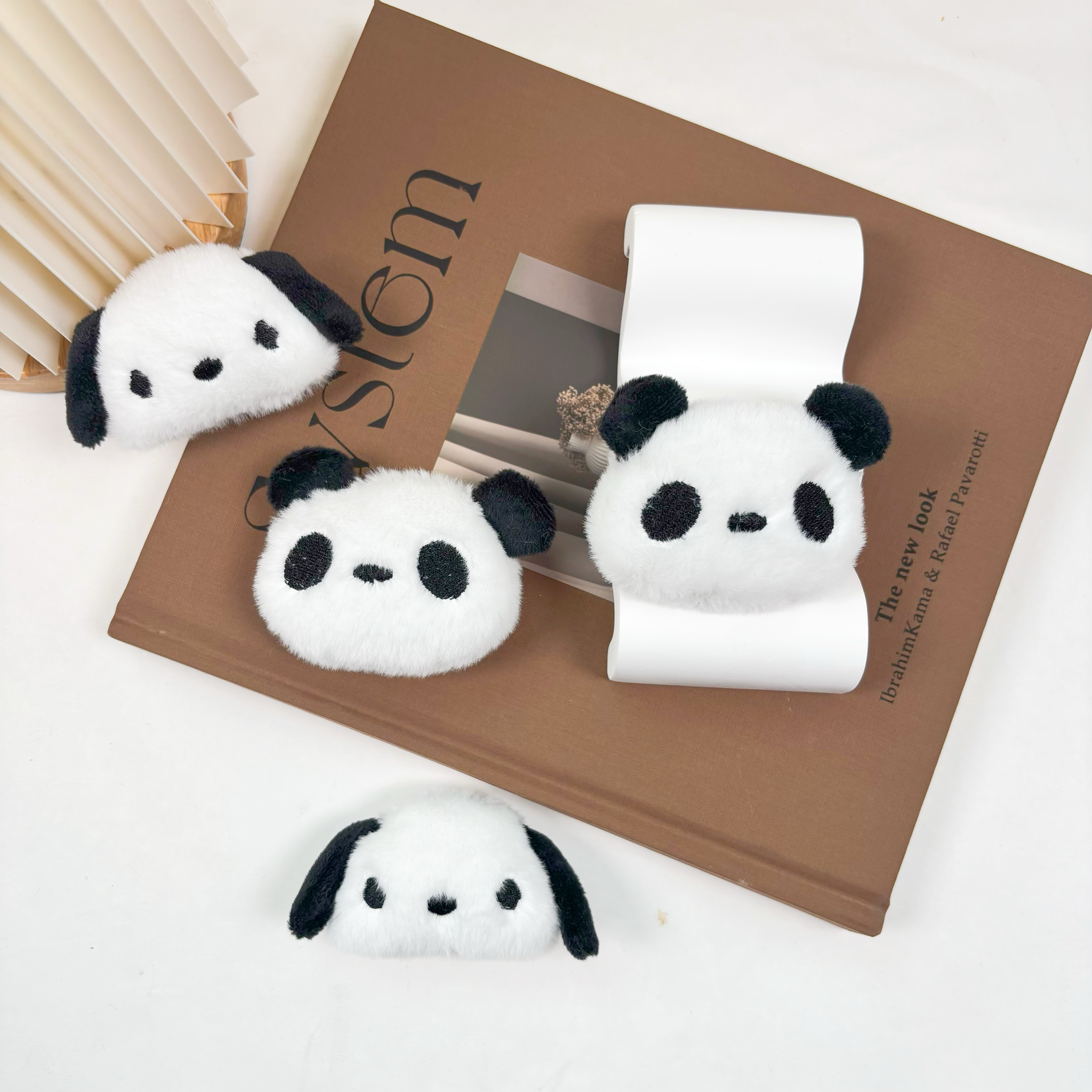 可爱毛绒熊猫胸针包挂件熊猫头玩偶卡通钥匙扣ins礼物袋装饰公仔