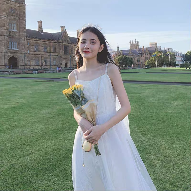 珍珠吊帶連衣裙氣質2021新款春夏裙子仙女森系白色裙蕾絲初戀裙