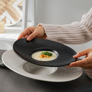 北欧风格 高颜值草帽盘陶瓷意面盘专用创意椭圆形餐具大号飞碟盘子
