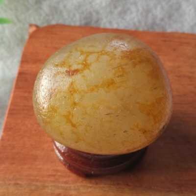 纯天然玛瑙石小巧把玩件降价