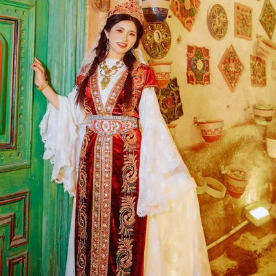 出租女款维吾尔族新疆民族服饰旅拍维吾尔族服饰租赁