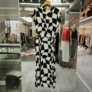 棋盘格风V领短袖连衣裙女黑白几何图案收腰显瘦长裙孤品特价