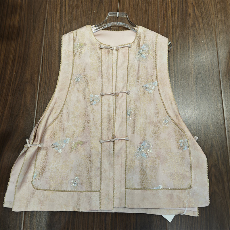 2026春装新款新中式重工刺绣花马甲女复古国风盘扣提花马夹流行,女装/女士精品,马夹,淘宝优惠券,粉丝福利购,淘宝优惠卷