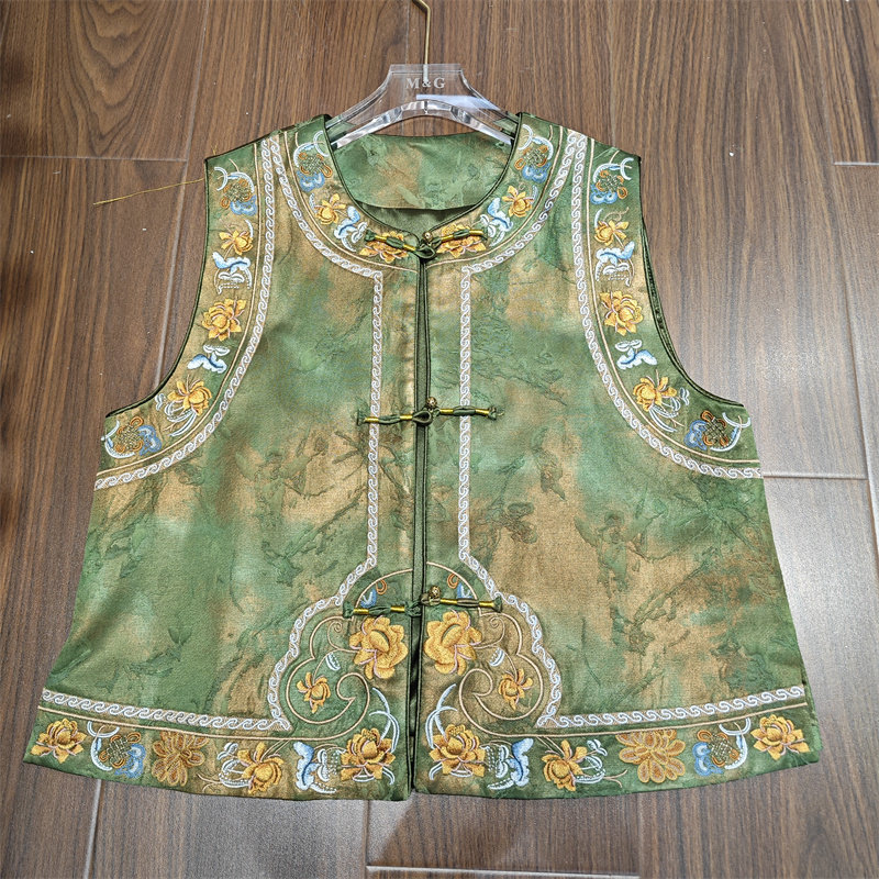 2026春装新款新中式重工花卉刺绣盘扣马甲女绿色国风坎肩气质马夹,女装/女士精品,马夹,淘宝优惠券,粉丝福利购,淘宝优惠卷